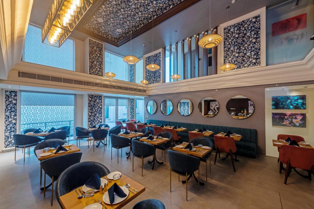 Hotel Saket 27 Új-Delhi Kültér fotó